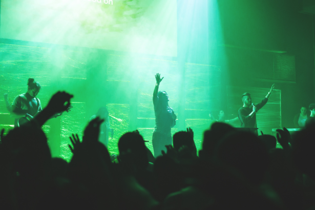 Pe. Dr. Jose Eduardo de Oliveira e Silva reflete sobre a importância do diálogo e protagonismo dos jovens na Igreja.