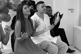 Non Stop destaca o culto de gratidão que marcou os 10 anos de Jaque Sobrinho no YouTube.