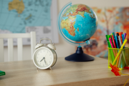 Sérgio Bento De Araújo apresenta como garantir conectividade escolar com requisitos mínimos e soluções acessíveis para todas as instituições.