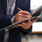 A rentabilidade de imóveis comerciais em 2026 na análise de Alex Nabuco Dos Santos.