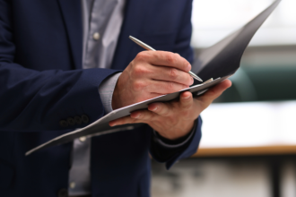 A rentabilidade de imóveis comerciais em 2026 na análise de Alex Nabuco Dos Santos.