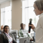 Política de enfrentamento à violência política contra a mulher no Brasil: avanço necessário para a democracia contemporânea