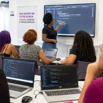 Mulheres na Inteligência Artificial: formação em IA abre portas para uma nova geração de profissionais no Brasil